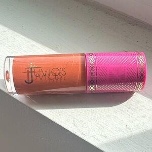JUVIA’S PLACE blushed liquid blush in Coral rose